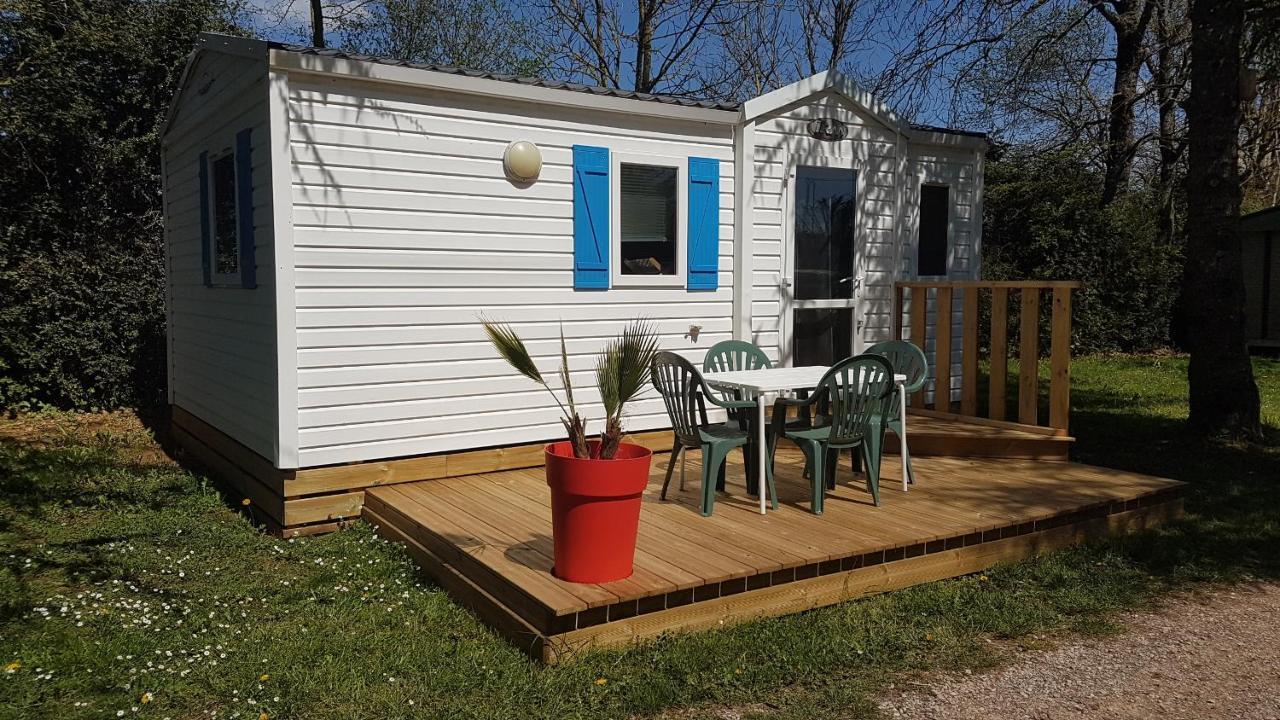 Camping Au Tour De L'Aveyron LʼHospitalet-du-Larzac المظهر الخارجي الصورة